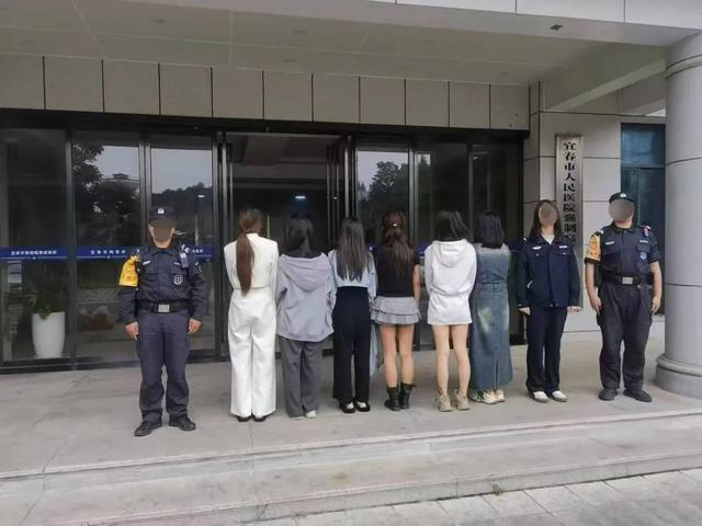 涉及多种毒品！19人被警方抓获！m6米乐注册生日聚会变“毒趴”还(图2)