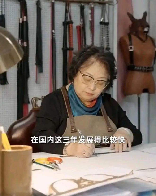 东北女王你用的东西可能出自她手米乐m6人类的福音？66岁的(图6)