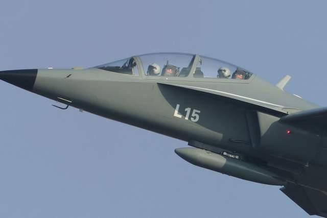 S R1旗舰微单相机深度评测米乐m6为极限而生 佳能EO(图14)